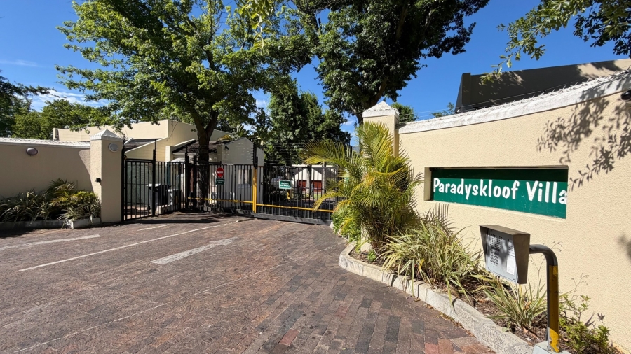 3 Bedroom Property for Sale in Paradyskloof Western Cape